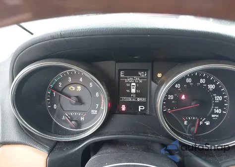 2013 Jeep Grand Cherokee Overland from USA, damaged, VIN 1C4RJFCTXDC646132